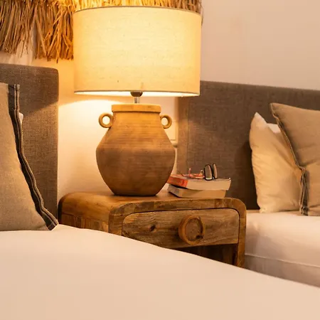 Canaryislandshost I Senda Famara