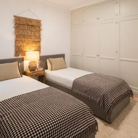 Canaryislandshost I Senda * Famara